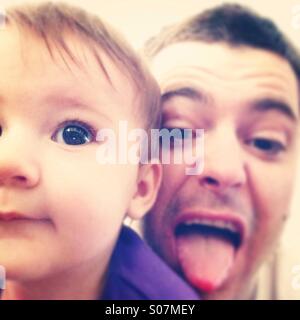 Vater und Tochter selfie Stockfoto