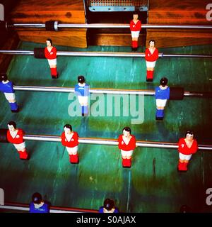 Tischfußball oder Tischfußball in der Draufsicht Stockfoto