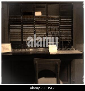 Eine alte Telefonzentrale im McHenry Museum. Modesto, Kalifornien, USA Stockfoto