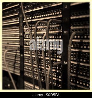 Eine alte Telefonzentrale im McHenry Museum. Modesto, Kalifornien, USA Stockfoto