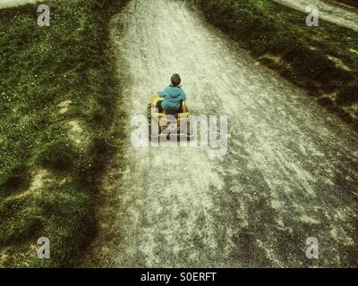 Kleine Jungen Kart Stockfoto