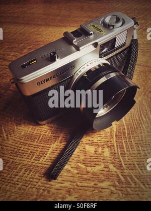 Klassischen analogen Filmkamera Olympus Trip 35 Stockfoto