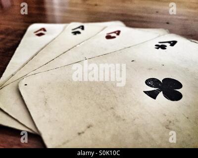Glücks Card Hand vier Asse. Stockfoto