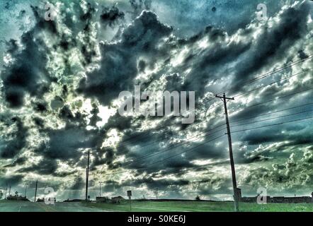 Sonne Wolken Licht durchbricht. Stockfoto