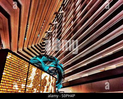 Hyatt Regency Hotel Interior Urlaub Licht und Architektur Stockfoto