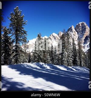 Ski-Abfahrt in Cortina d ' D'Ampezzo Stockfoto