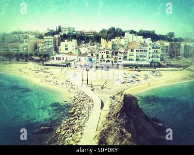 Blick auf den Strand von Blanes, Costa Brava in Girona, Spanien Stockfoto