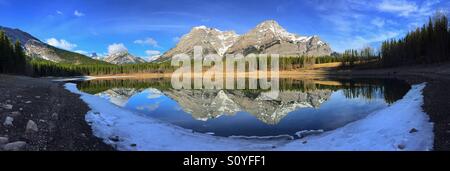 Keil-Teich in Kananaskis Country, Alberta, Kanada Stockfoto