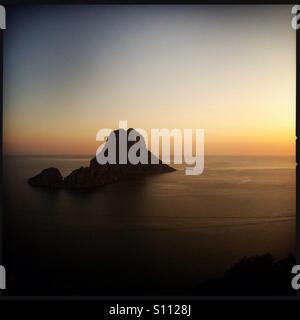 Sonnenuntergang am Es Vedra, Cala d ' Hort, Ibiza Stockfoto