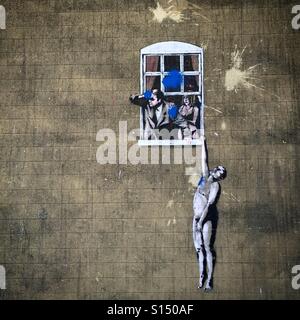 Banksy Kunstwerk in Bristol der abgehangenen Liebhaber Stockfoto