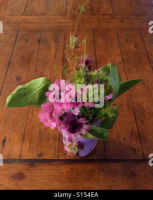 Blumen in einer Vase mit einer malerischen Wirkung Stockfoto
