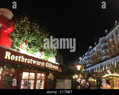 Weihnachtsmarkt in Dresden, Deutschland Stockfoto