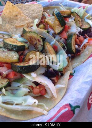 Vegetarische Tacos bei Dos Geckos in Mt. Shasta Stockfoto