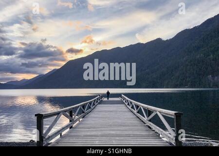 Sonnenuntergang am Lake Crescent, Olympic Nationalpark, Washington State Stockfoto