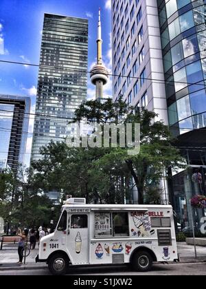 Der Eiswagen ist hier. Stockfoto