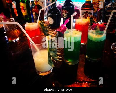 Genießen Sie einige Cocktails in Ao Nang, Thailand Stockfoto