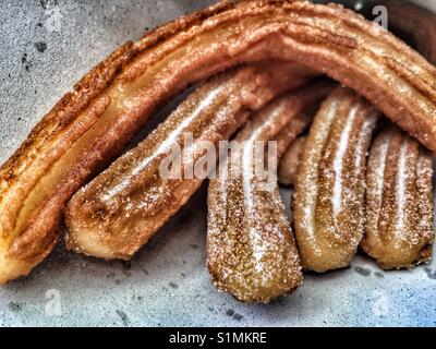 Churros, frittierter Teig Gebäck Stockfoto