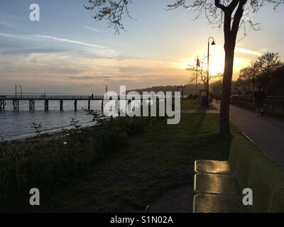 White Rock Schönheit bei Sonnenuntergang Stockfoto