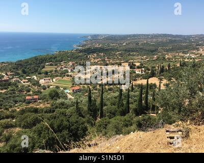 Atemberaubende Aussicht in Cefalonia auf dem Weg nach Poros von Flughafen in Griechenland Stockfoto