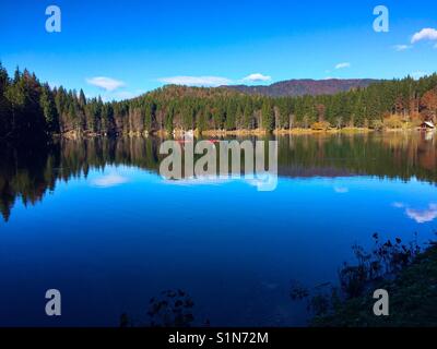 Laghi di Fusine, See fusine Lago fusine, Tarvisio, Italien Stockfoto