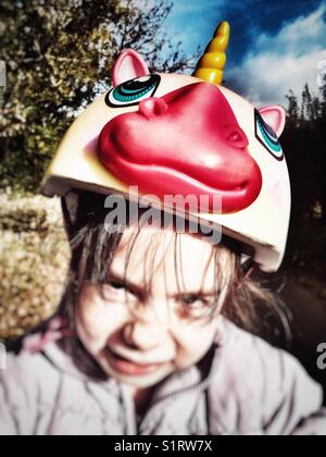 Raskullz Einhorn Fahrradhelm Stockfoto