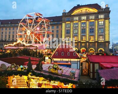 Dresden Weihnachtsmarkt, Striezelmarkt, Deutschland Stockfoto