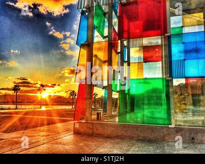 Sonnenuntergang im Malaga Centre Pompidou, Spanien Stockfoto