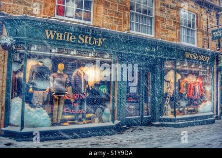 Weiße Zeug billige Straße, Sherbourne, Dorset, während der Sturm Emma, März 2018 Stockfoto