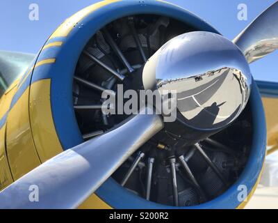 Radiale Motor und Propeller eines alten Flugzeug closeup Stockfoto