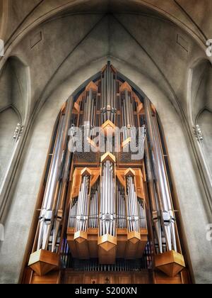 Die Orgel in der Hallgrímskirkja Kirche in Reykjavík, Island Stockfoto