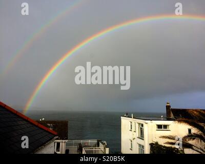 Regenbogen über portscatho Cornwall GROSSBRITANNIEN Stockfoto