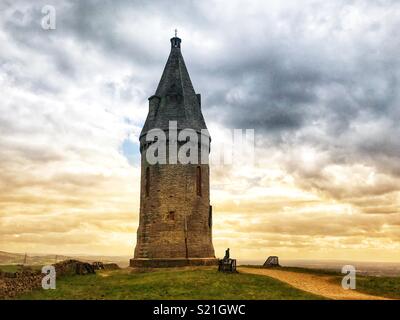 Hartshead Hecht, Ashton-under-Lyne. Kurz vor Sonnenuntergang Stockfoto