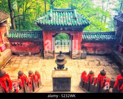 Die wallfahrt Palace, Wudangshan Nationalpark, Provinz Hubei, China. Stockfoto