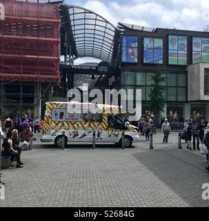 Ice Cream van Broadmead Bristol Cabot Circus Stockfoto