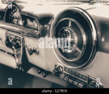 Oldtimer-dashboard Stockfoto