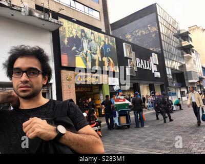 Marcos Kirschstein auf dem Boulevard von Sabana Grande, Caracas, Venezuela. Stadtzentrum, Einkaufszentrum. Vicente Quintero. Stockfoto