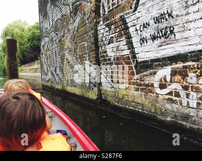 Ein Blick auf den Landwehrkanal in Kreuzberg, Berlin Stockfoto