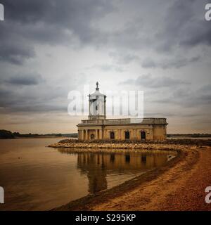 Normanton Kirche in Rutland Water. Stockfoto