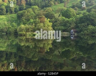 Boathouse auf Rydal Wasser im Lake District Stockfoto