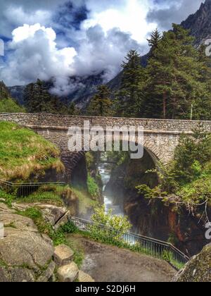 Torrent in Pont d'Espagne, Cauterets, Hautes-Pyrenees, Occitanie Frankreich Stockfoto