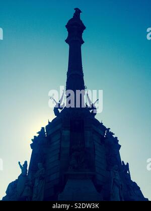 Kolumbus-denkmal in Barcelona Spanien in Silhouette Stockfoto