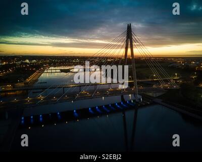 Sonnenuntergang drone Schuß über Southport Marine Lake Stockfoto