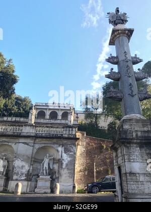 Terrazza del Pincio von der Piazza del Popolo. (Rom, Italien. November 2018.) Stockfoto