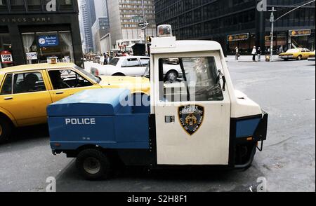 New York Police Department Fahrzeug, NYPD, 3 Radfahrzeug, Polizei Auto, New York, Broadway, Manhattan Stockfoto