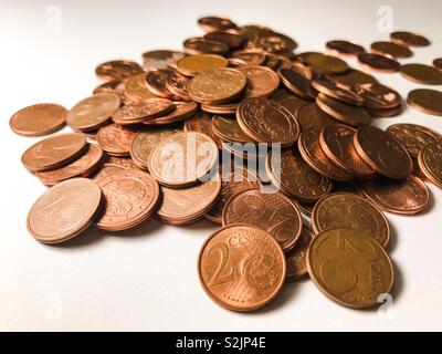 Stapel von zwei Euro Cent Münzen Stockfoto