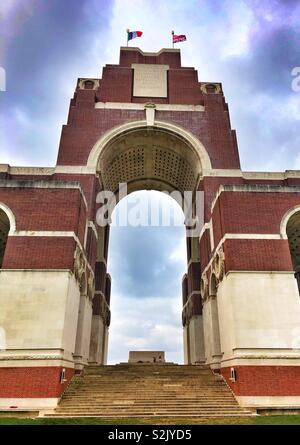 Thiepval Gedenkstätte für die fehlenden Soldaten der Schlacht an der Somme 1916. Stockfoto