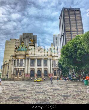 National Theater in der Innenstadt von Rio de Janeiro, Brasilien. Stockfoto