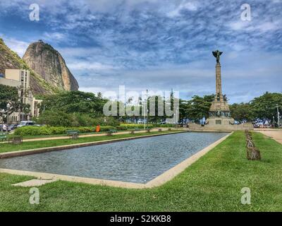 Der Park vor der Zuckerhut in Rio de Janeiro, Brasilien. Stockfoto