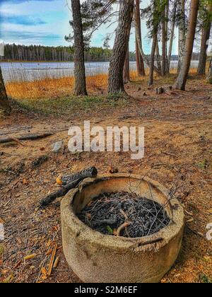 Feuerstelle, Bjorno Nature Reserve, Stockholmer Schären, Schweden, Skandinavien Stockfoto