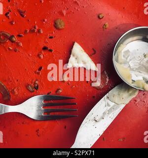 Fertige Frühstück Teller mit Besteck Stockfoto